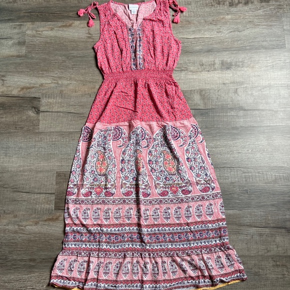 Sexiest Liz Claiborne I’ve ever seen! - Picture 9 of 10